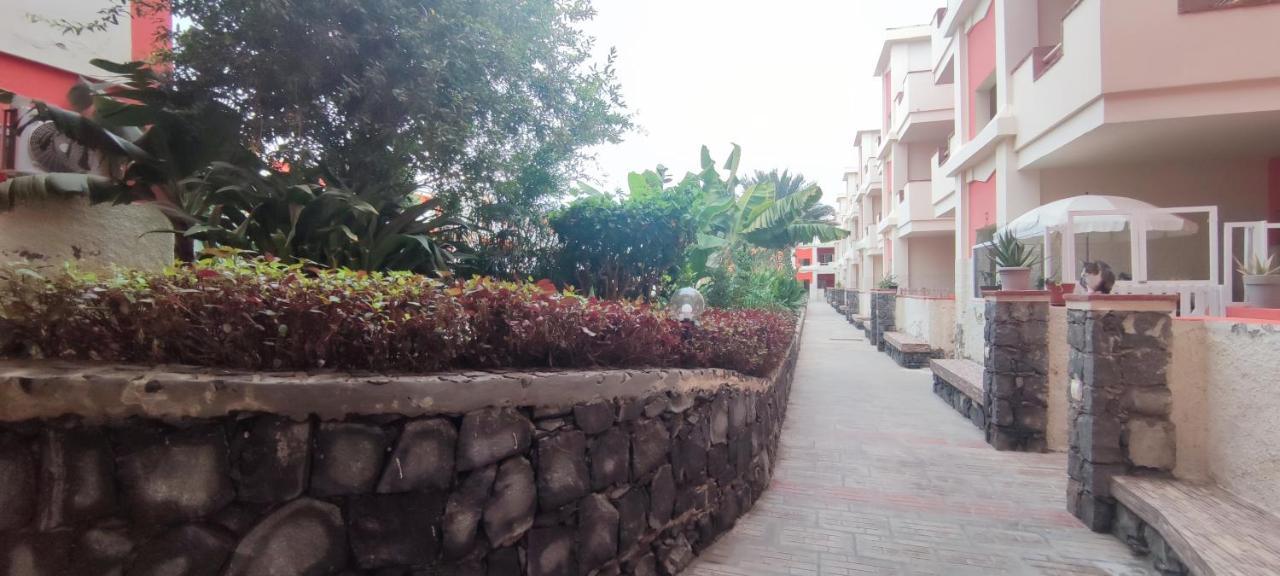 Sal Service Red Moradias Residence With Pool Santa Maria Exterior foto